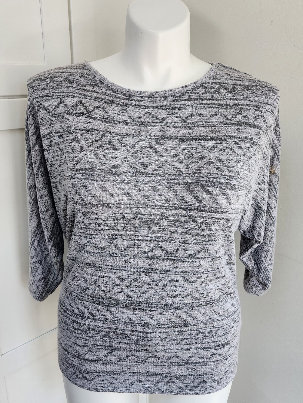Verve Ami Grey Boho Tribal Print Dolman Top | Button Back Detail | Size Large